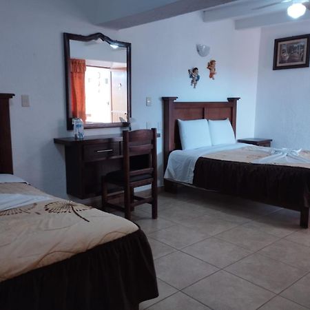 El Jardin Del Eden Hotel Текуискуиапан Екстериор снимка