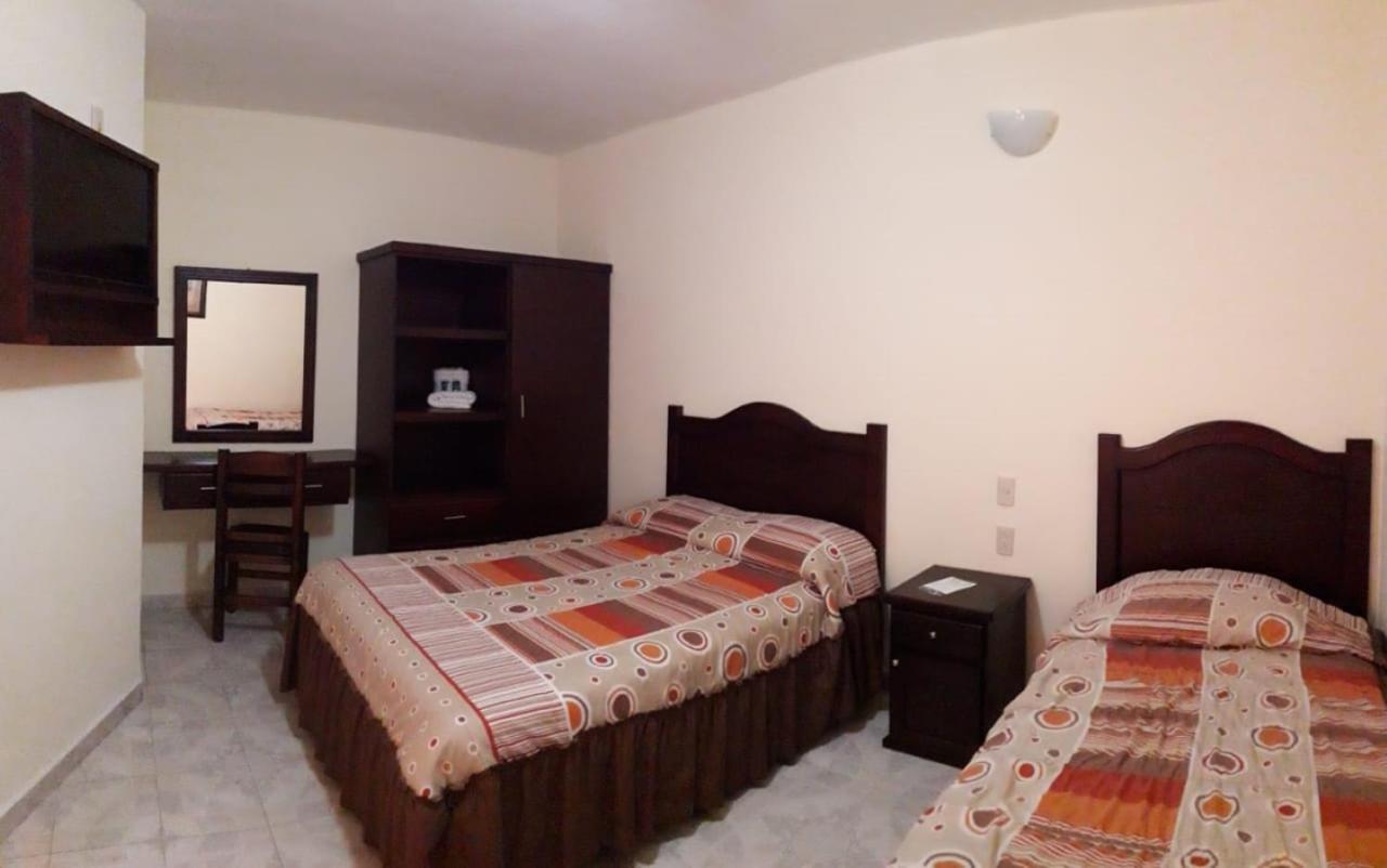 El Jardin Del Eden Hotel Текуискуиапан Екстериор снимка