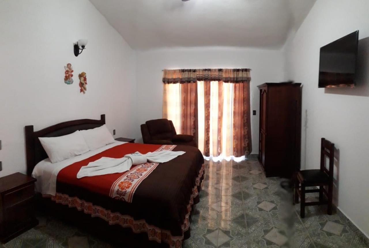 El Jardin Del Eden Hotel Текуискуиапан Екстериор снимка