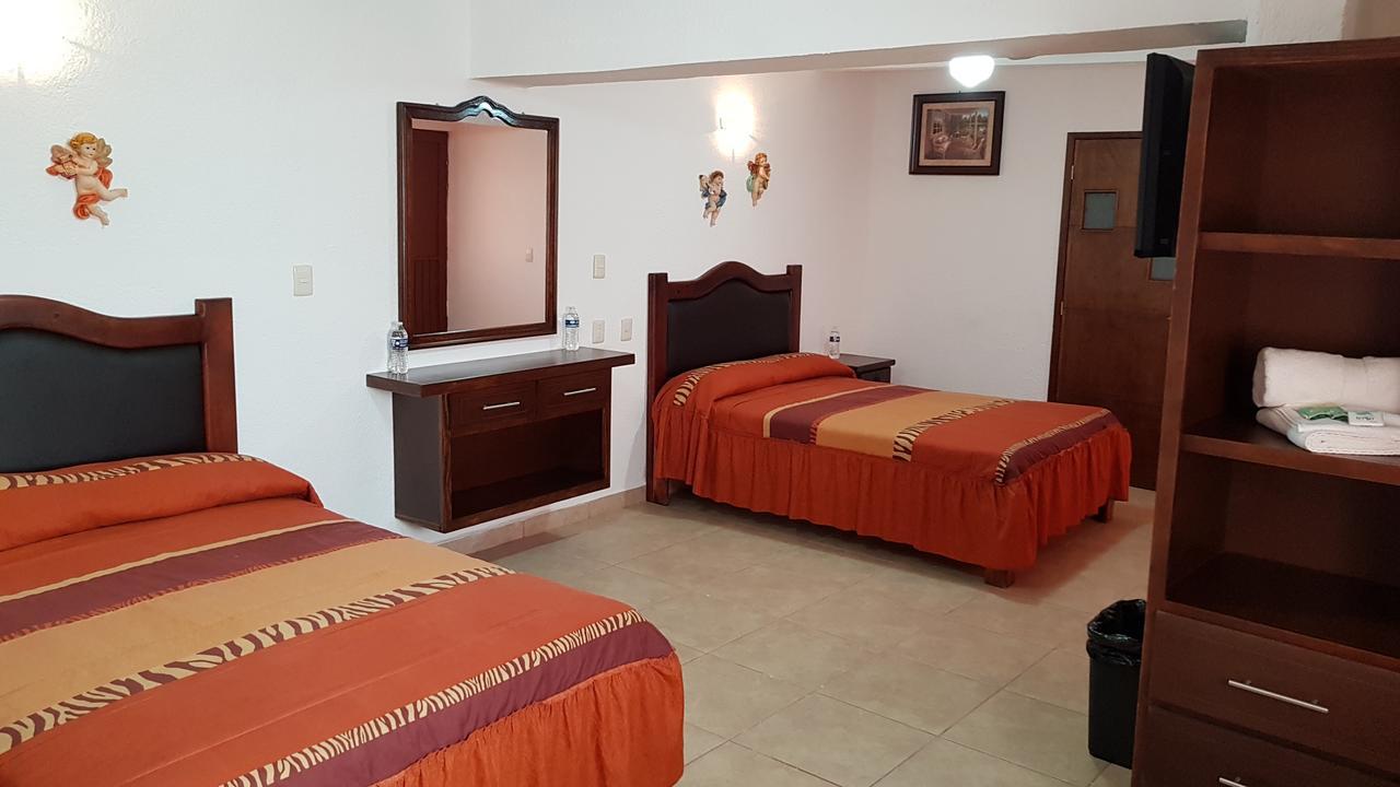 El Jardin Del Eden Hotel Текуискуиапан Екстериор снимка