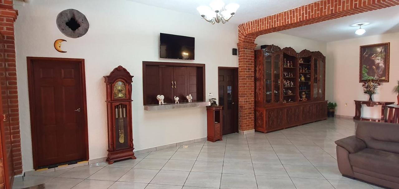 El Jardin Del Eden Hotel Текуискуиапан Екстериор снимка